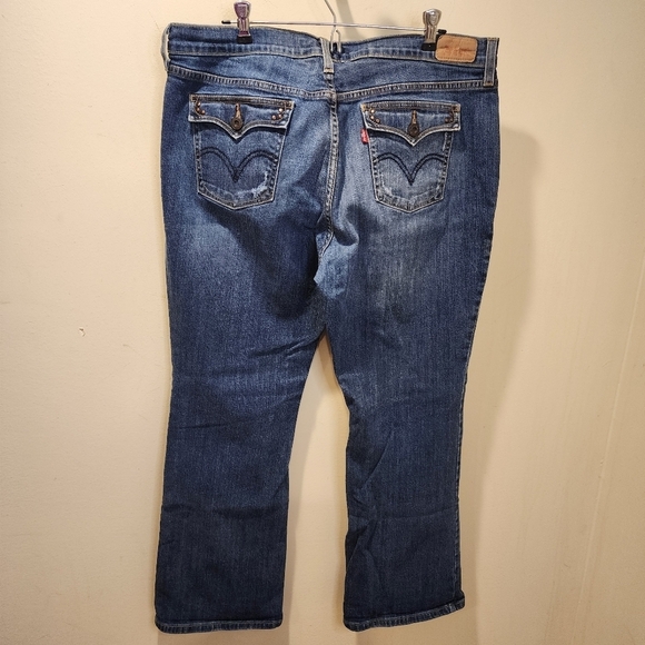 Levi's Women's Boot Cut 515 Plus size washed blue jeans 16 - Picture 6 of 11
